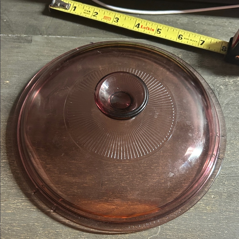 Pyrex V2.5C cranberry glass replacement lid, designed for the Corning Visions‎